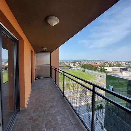Med Man Apartmani Slavonski Brod Luaran gambar